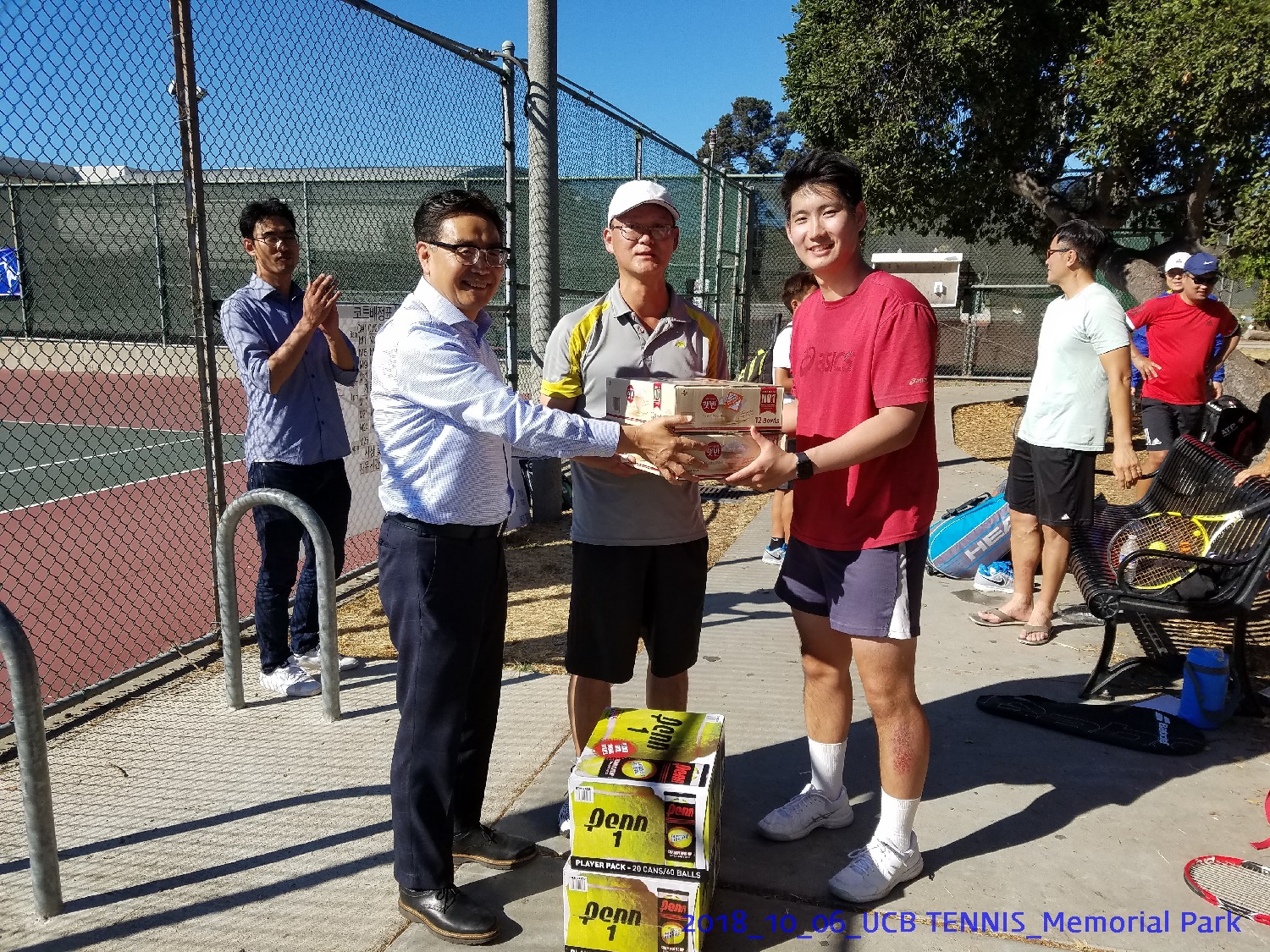 resized_2018_10_06_UCB Tennis at Memorial Park_152304.jpg